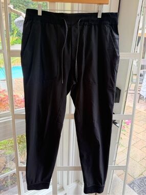 lululemon athletica Men's Black Jogger Sweatpants
